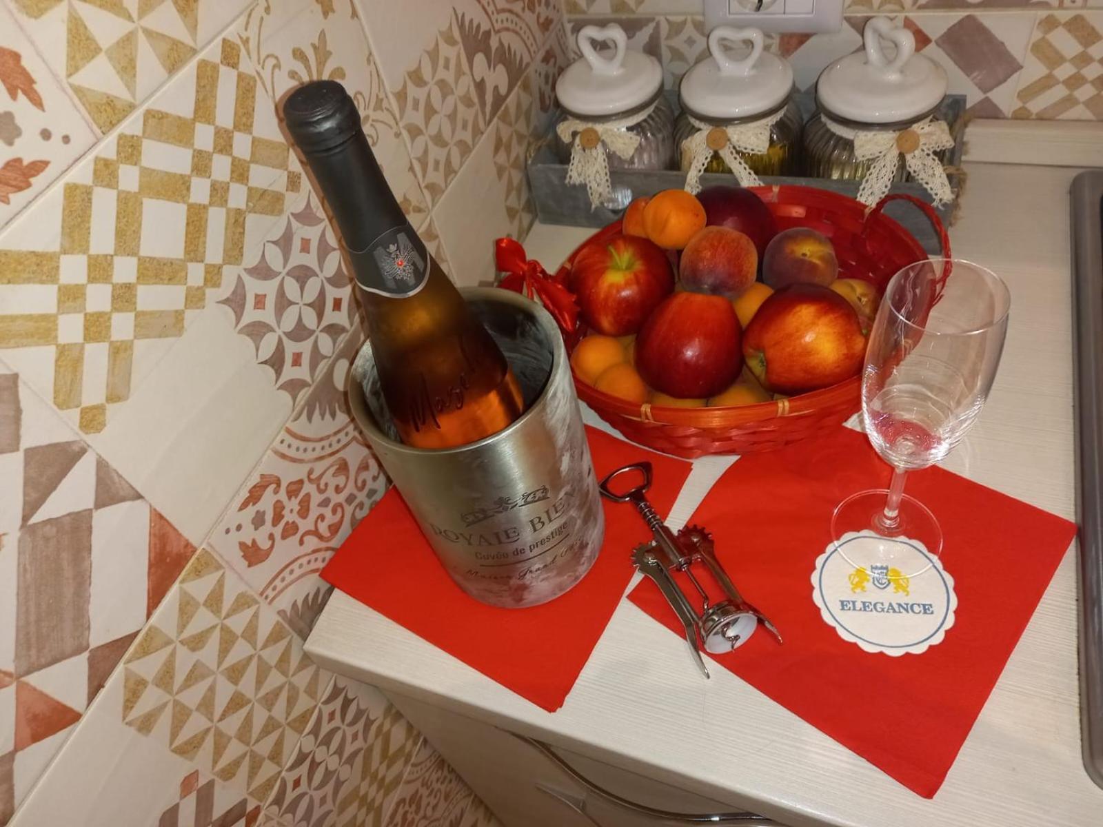 Antico Vicolo-Appartamento Martina Vercelli Zewnętrze zdjęcie